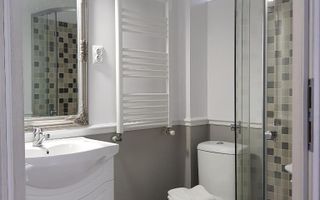 Vila Pensiune in Busteni | zona centrala | afacere functionala - Poză 8