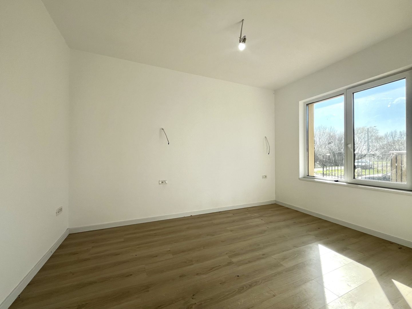 Duplex modern, separat prin camera tehnica, in Ghiroda - zona Primărie - Poză 14