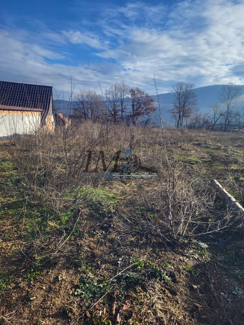 TEREN INTRAVILAN IN PIANU DE JOS - Poză 1