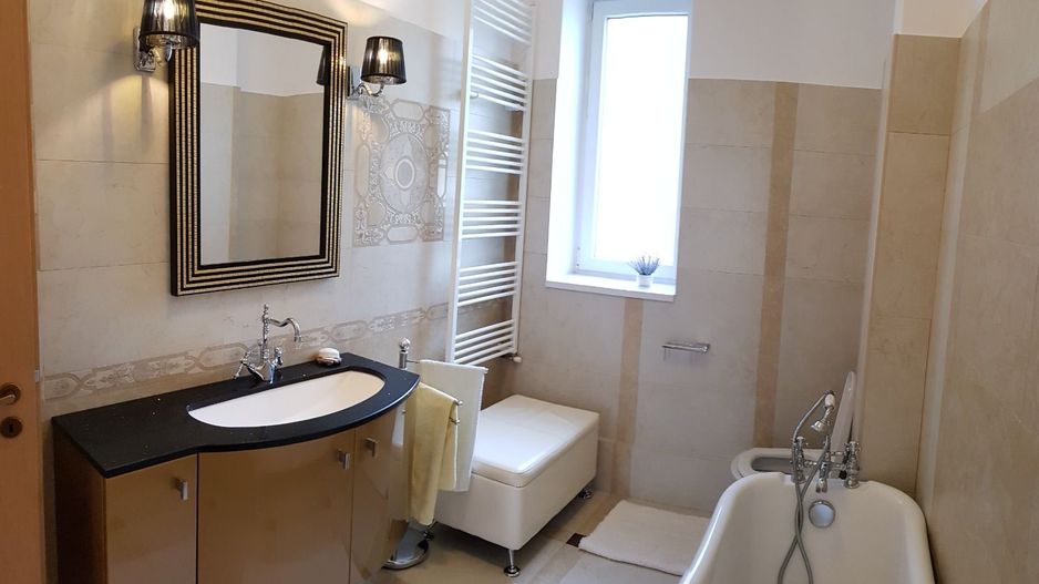 Apartament central Timisoara - 162mp - complet mobilat si utilat - Poză 13