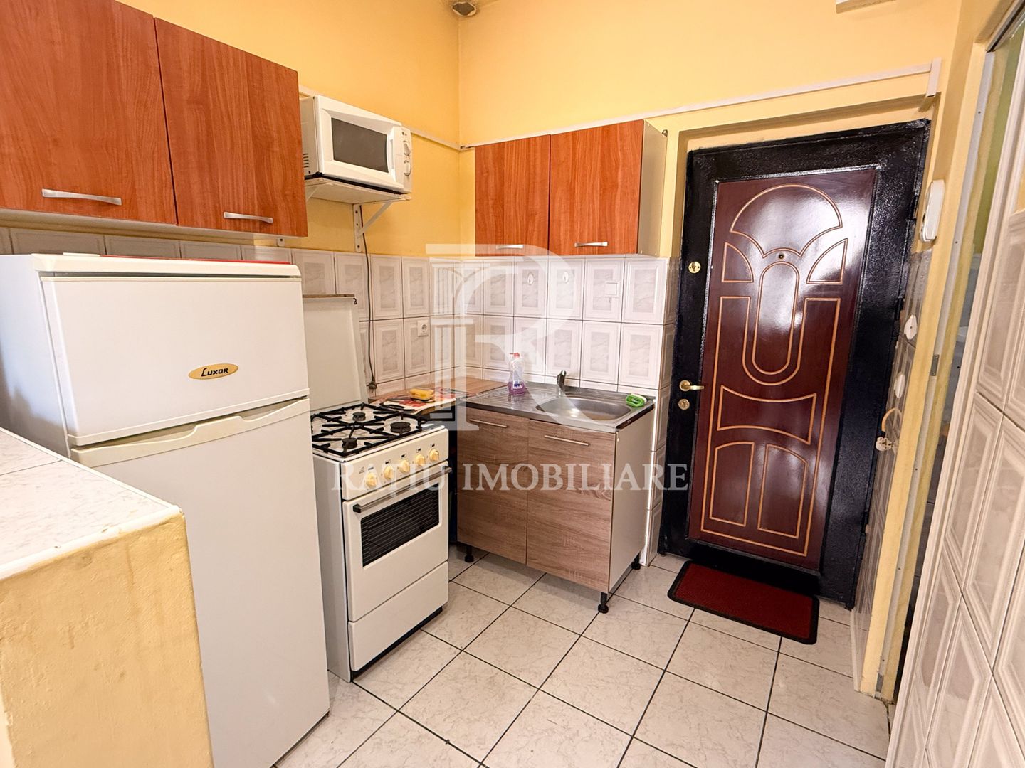 Garsonieră de închiriat | Oradea | 22 mp - Poză 3