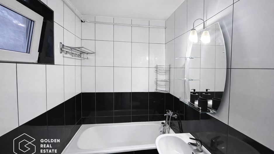 Apartament 2 camere, Piata Mica, renovat recent si loc de parcare inclus - Poză 8