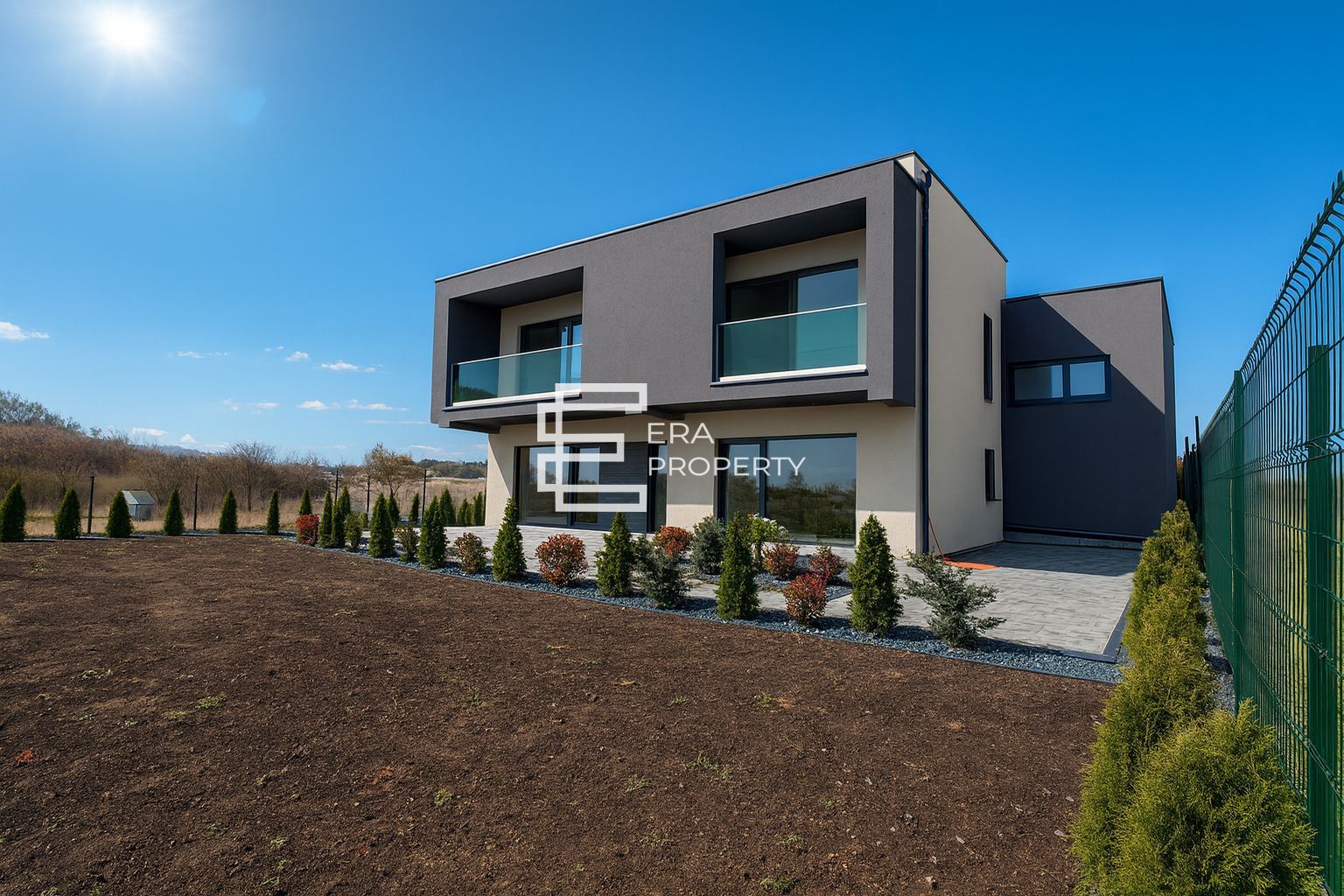 Casă modernă, parțial mobilată, cu garaj și teren de 815 mp, Șelimbăr - Poză 1