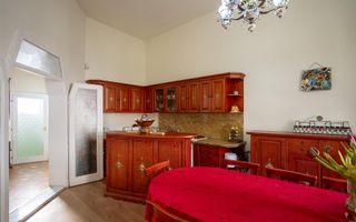 ULTRACENTRAL Apartament 3 camere cu 2 locuri de parcare - Poză 8