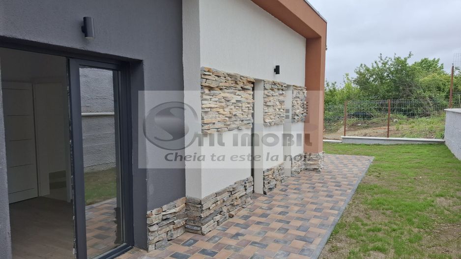 Casa tip Duplex in Valea Adanca 150 000 euro - Poză 3