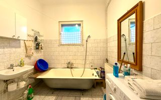 3 camere/ ultracentral / posibilitate mansardare - Poză 8