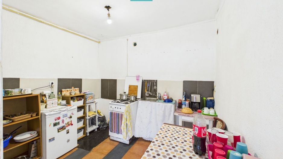 Casă cu 7 camere, teren generos in  Vladimirescu - Poză 4