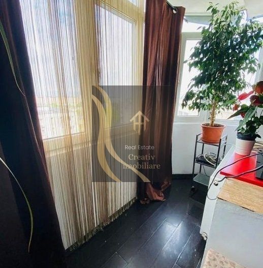 Apartament Crangasi 4 camere - Poză 7
