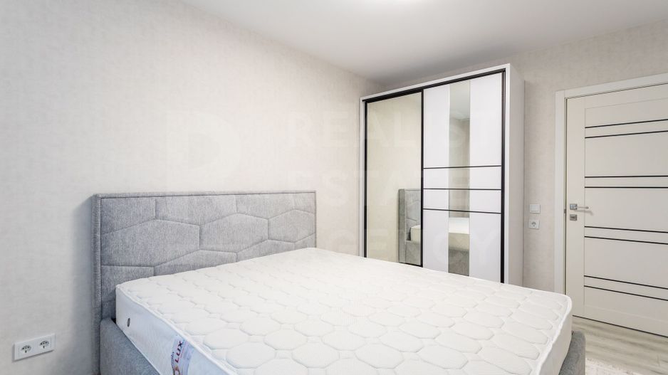 Vânzare, apartament, 2 camere, strada Petru Zadnipru, Ciocana - Poză 1