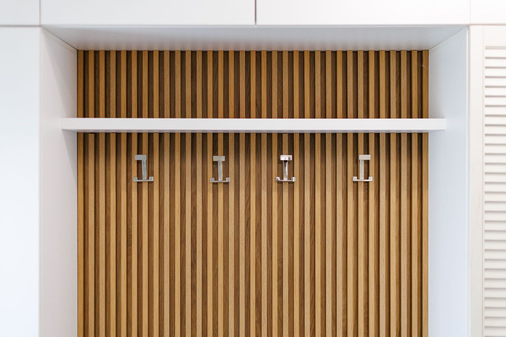 Casă primitoare și cochetă în Dumbrăvița – langa pădure și lac | Com 0 - Poză 27