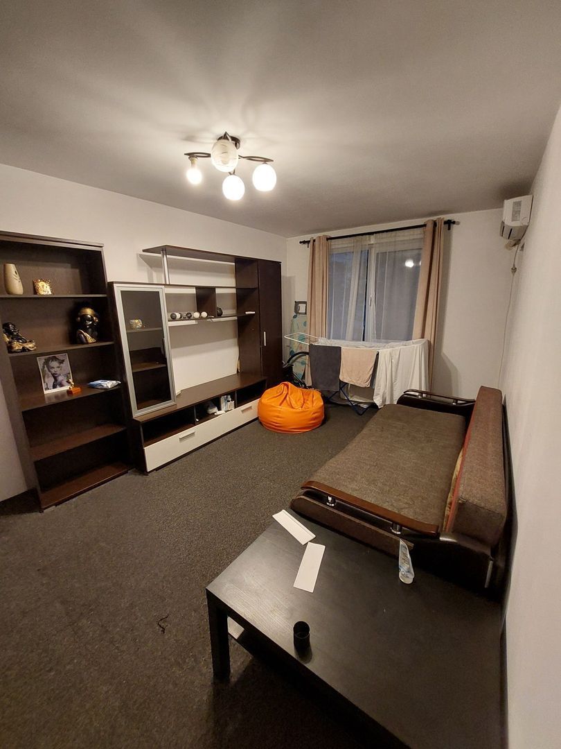 Apartament 2 camere de vanzare  Crangasi - Poză 1