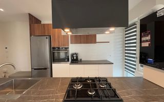 Apartament 2 camere + posibilitate 2 locuri parcare Copou - Royal Town - Poză 9