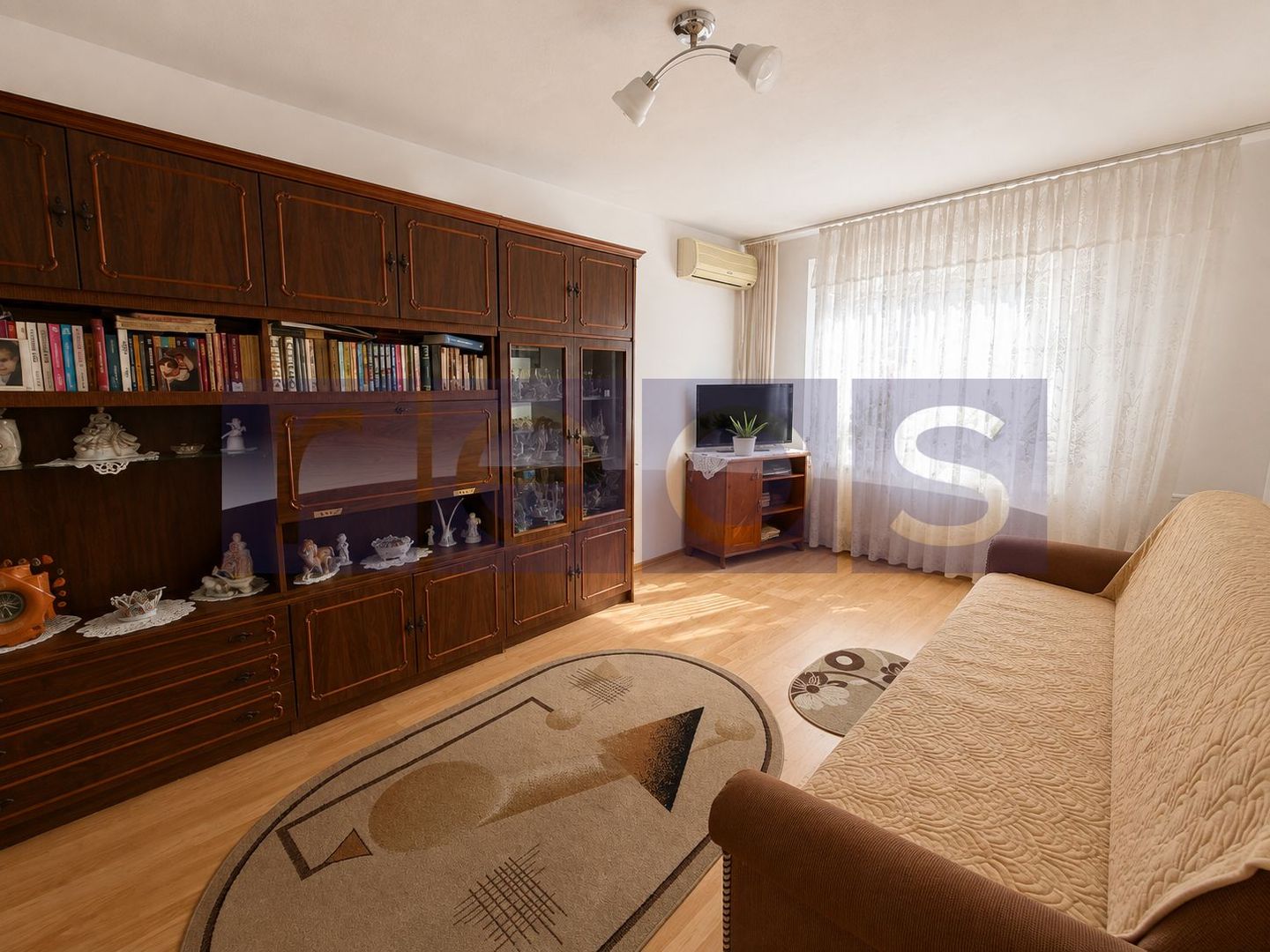 VANZARE 2 CAMERE | 52 MP | ETAJ 4/8 | CENTRALA PROPRIE | LOC DE PARCARE - Poză 2