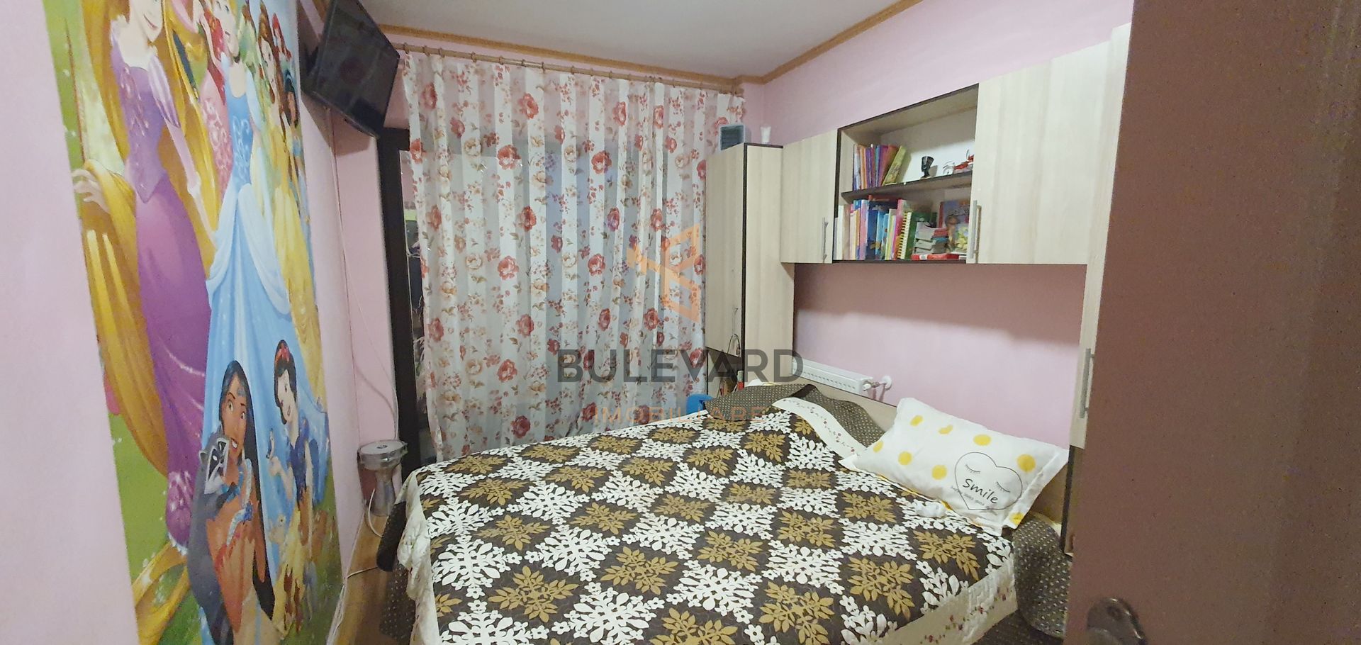 Apartament cu 2 camere decomandate, zona strazii Eroilor! - Poză 1