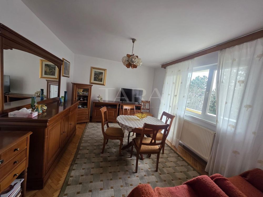 Apartament spațios de vânzare, 80 mp, zona Mănăştur. - Poză 2