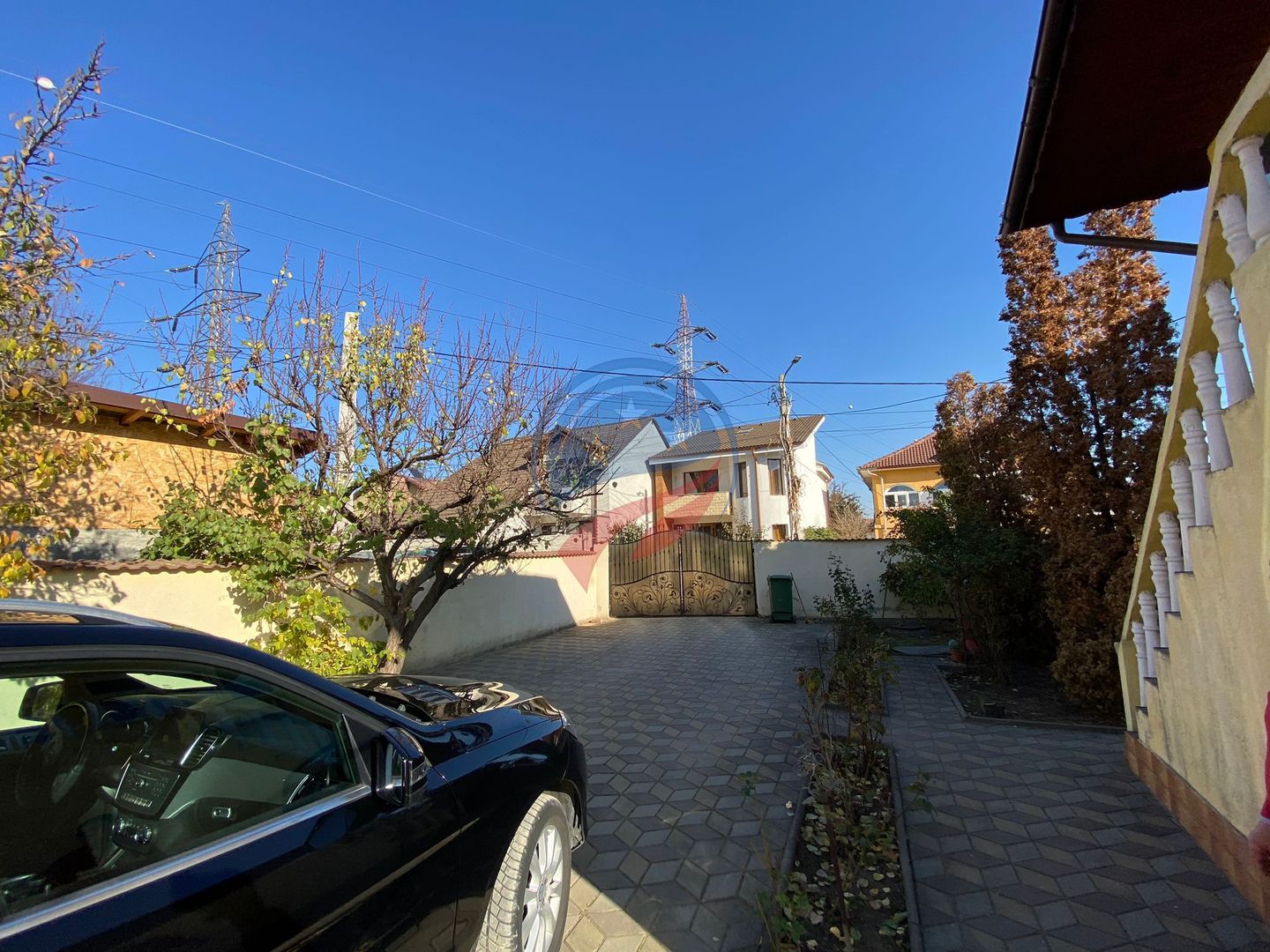 VILA GENEROASA CU TEREN 720 METRI IN APROPIEREA  ELECTROPUTERE MALL - Poză 3