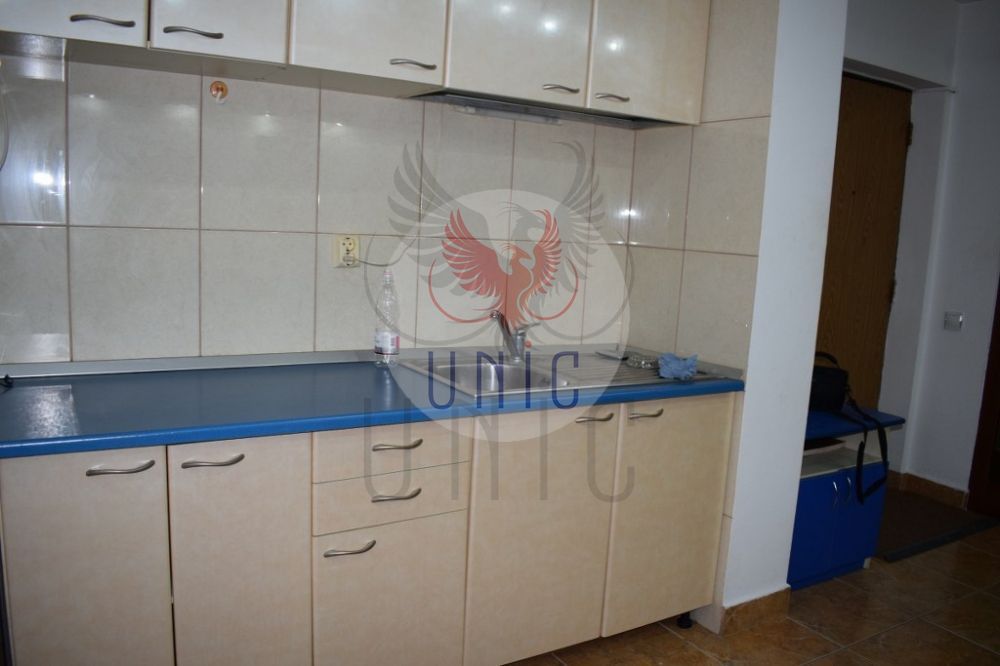Apartament 4 camere, inchiriere, Craiovita Noua - Poză 3
