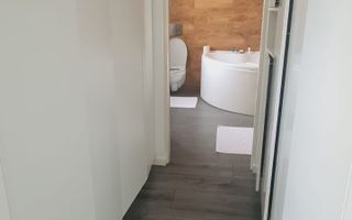 Casă superbă, modernă și complet mobilată - Poză 16