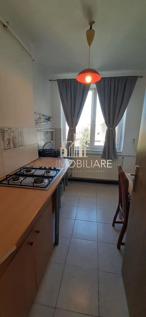 Apartament 2 Camere Piata 700 - Poză 4
