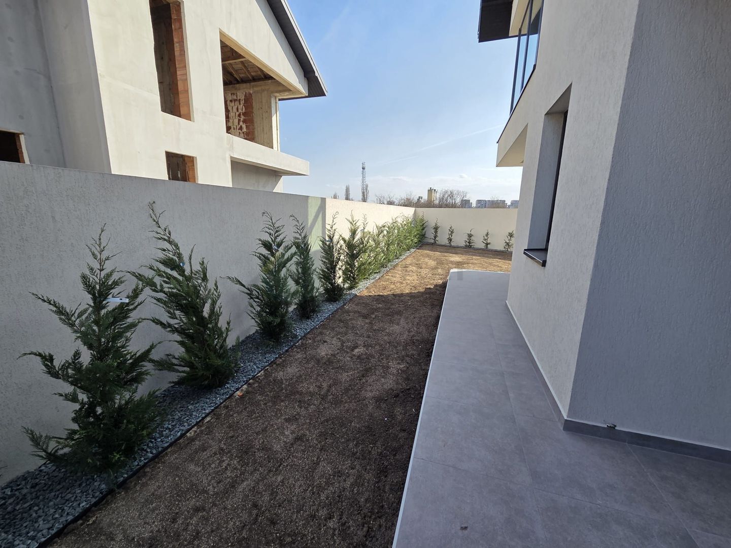 Casă modernă de vânzare în Tunari – construcție 2025, gata de mutare! - Poză 28