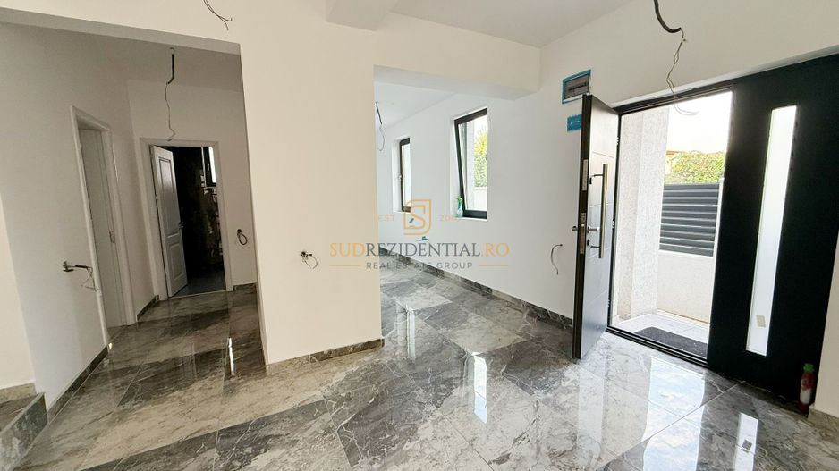 Casă spațioasă de vânzare – Sector 4, Metrou Aparatorii Patriei - Poză 7