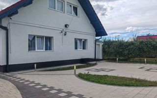 Casă individuală cu 2 apartamente și anexă generos de 100 mp - Poză 9