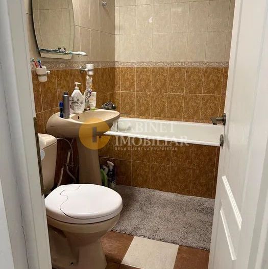Apartament 3 Camere Decomandat  -Cug . Aleea Tudor Neculai + 2 Bai , 77Mp - Poză 8