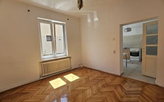 Casă individuală de închiriat – 4 camere, curte și terasă – Terezian - Poză 6