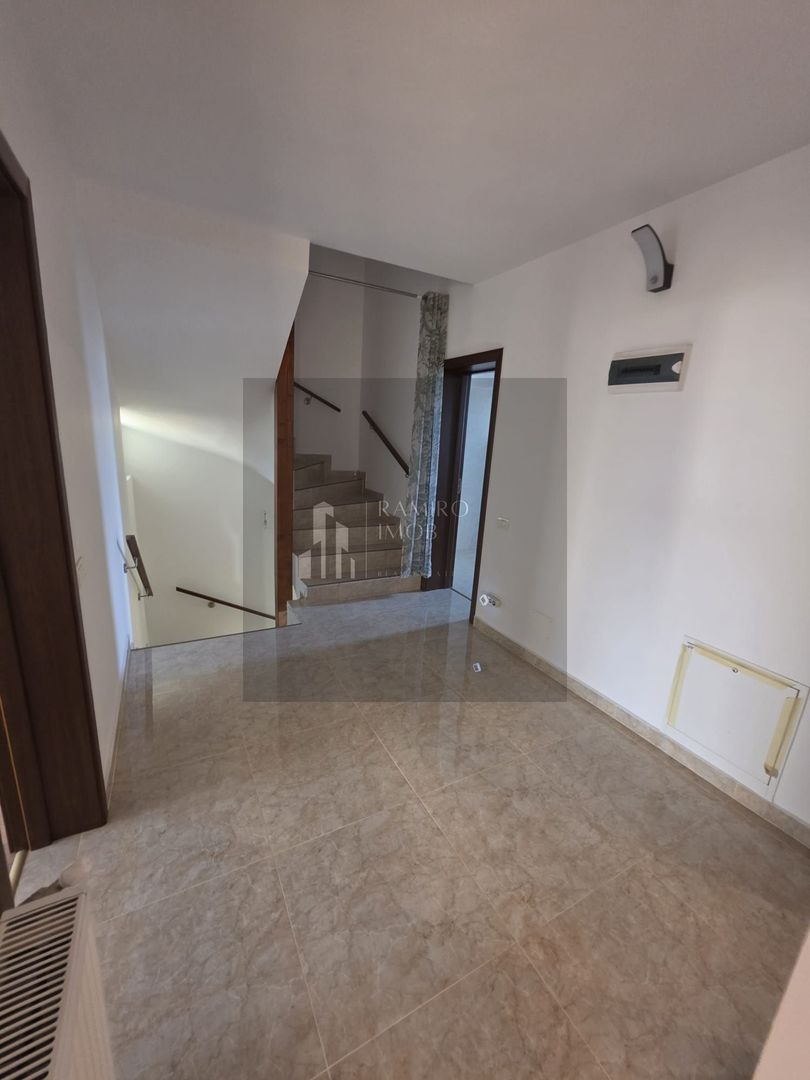 Casa Individuala 6 camere Bragadiru / Soseaua Clinceni - Poză 9