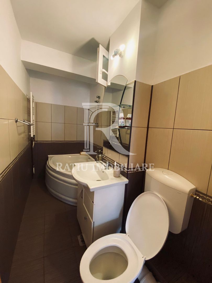 Apartament cu 4 camere | Pet Frendly | Ultracentral | Oradea - Poză 15