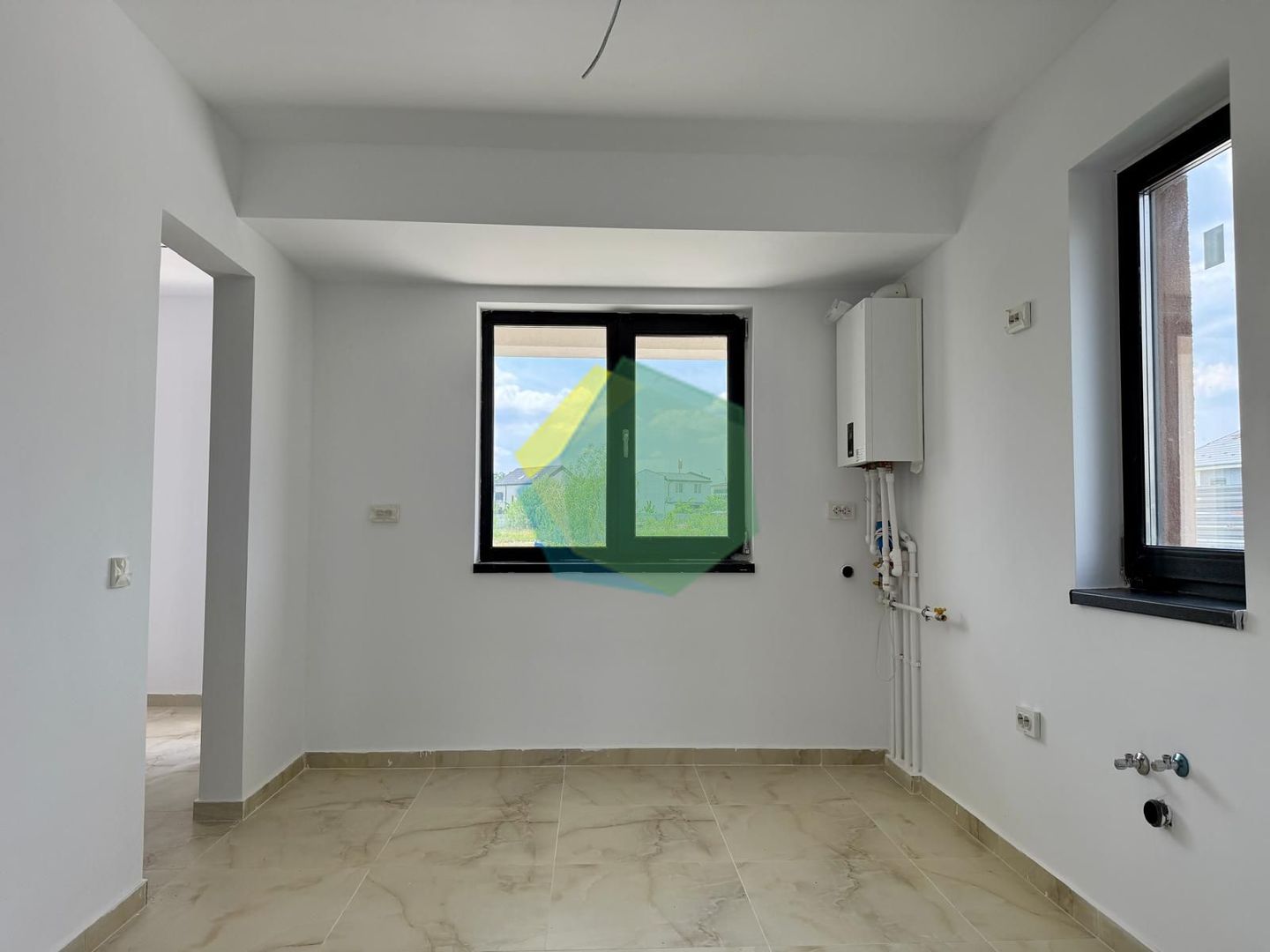 Vila duplex moderna nouă în Otopeni | Curte 160mp | Mutare imediată - Poză 8