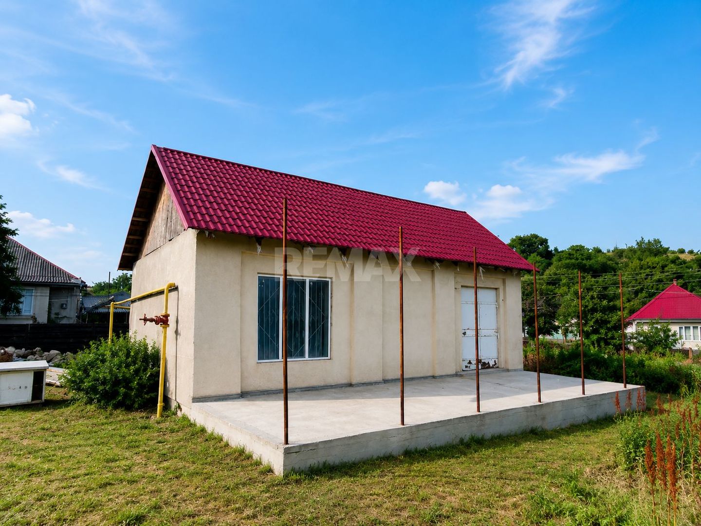 Clădire Comercială de Vânzare – 80 m² | Botnărești Vechi, r-nul Anenii Noi | Prima Linie - Poză 1