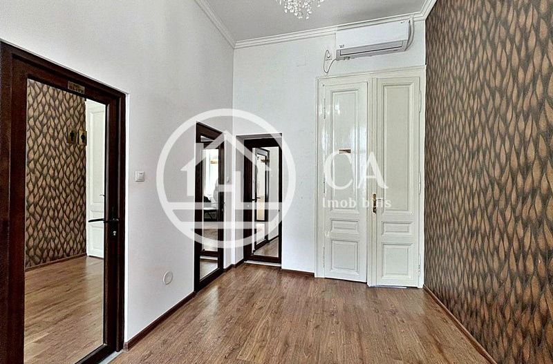 Spațiu birouri de închiriat cu 3 camere în zona Ultracentrala, Oradea - Poză 5