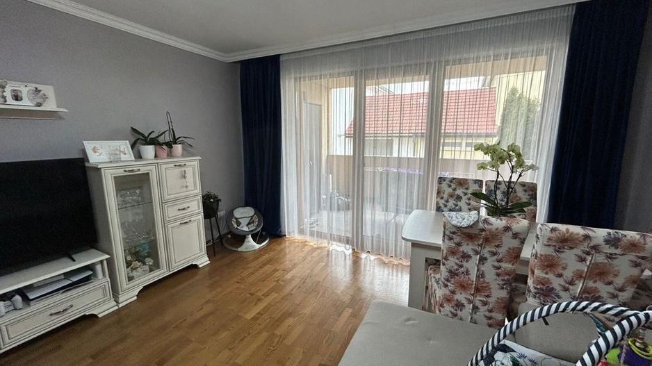 Apartament dececomandat, 3 camere, 84 mp utili, balcon 10 mp, Sebeș - Poză 1