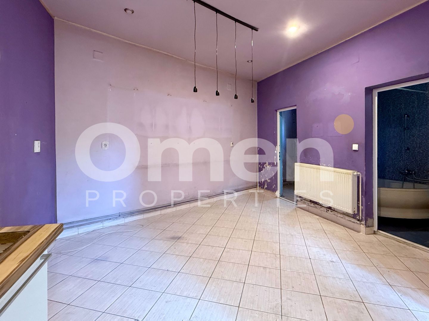 Casă cu 3 camere, garaj și anexă în centrul vechi Baia Mare - Poză 4