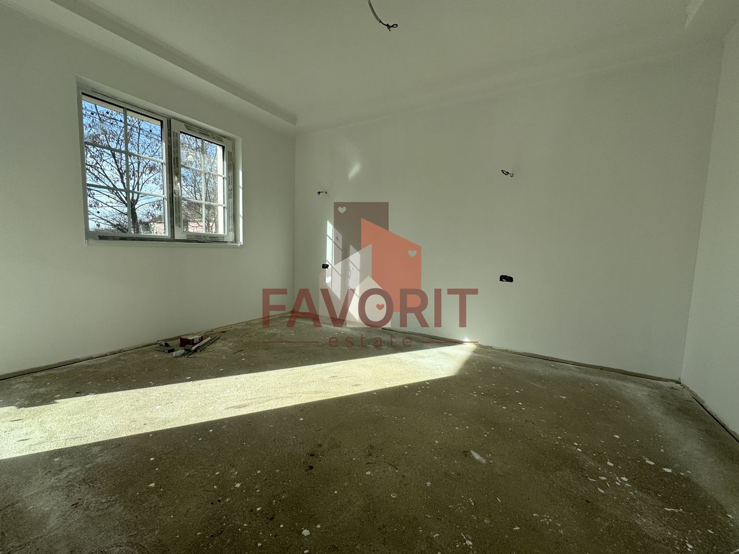 Casa Individuala in Mosnita. La asfalt. Cu Carport - Poză 7