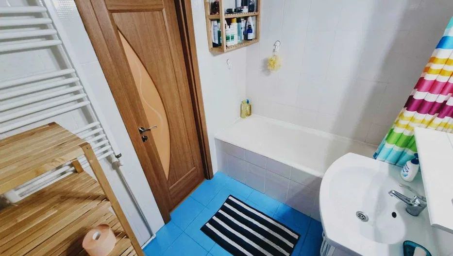 APARTAMENT MODERN RENOVAT DECOMANDAT BLOC 1984 - Poză 6