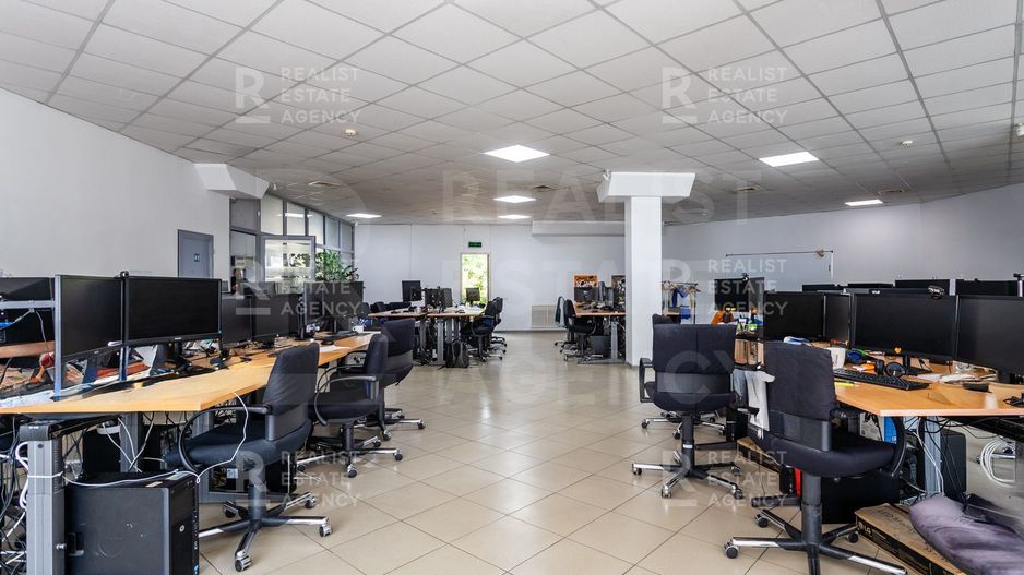 Vânzare, spațiu comercial, 1400 mp+9 ari, str. Ștefan cel Mare, Bălți - Poză 16