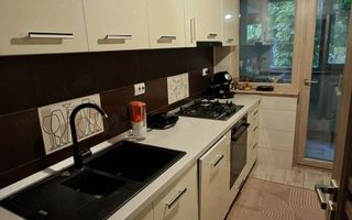 Apartament cu 2 camere/ 53mp / Etajul 1 / Podu Ros - Poză 4