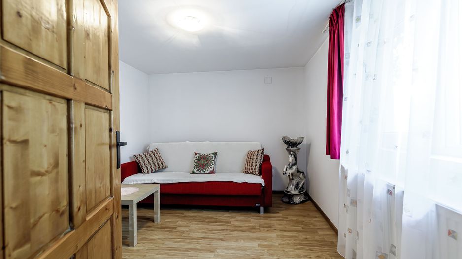 Rezervat Două case în aceeași curte cartier Bujac, 343 mp teren - Poză 5