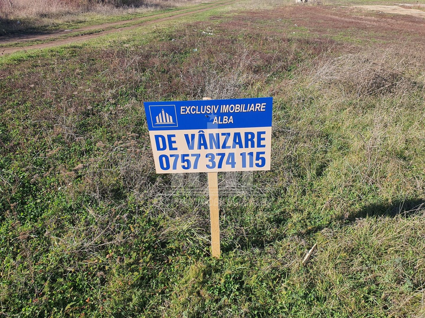 Terenintravilan in Alba Iulia, zona Ampoi 3 - Poză 1