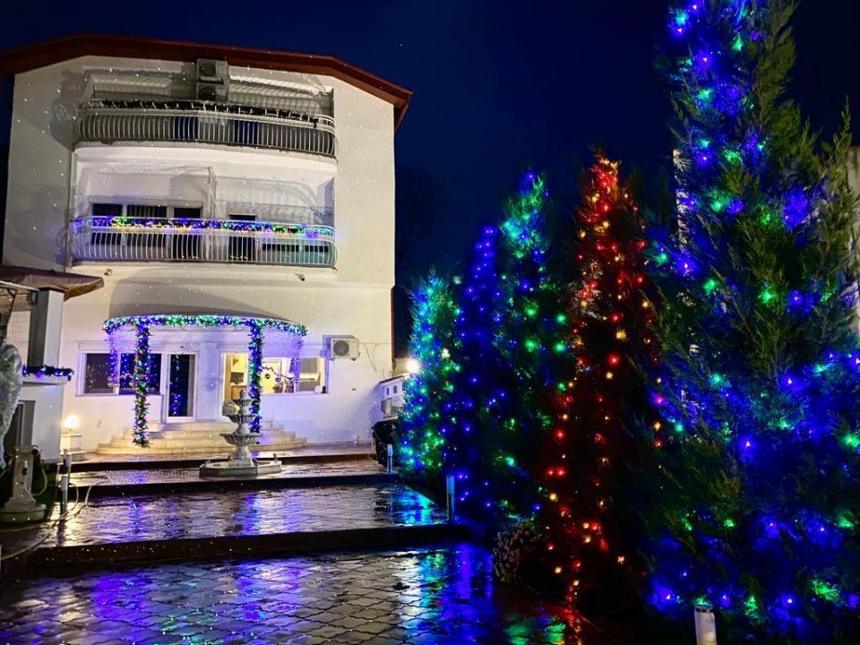 Proprietate ideală pentru locuință și afacere turistică în Eforie Nord - Poză 6
