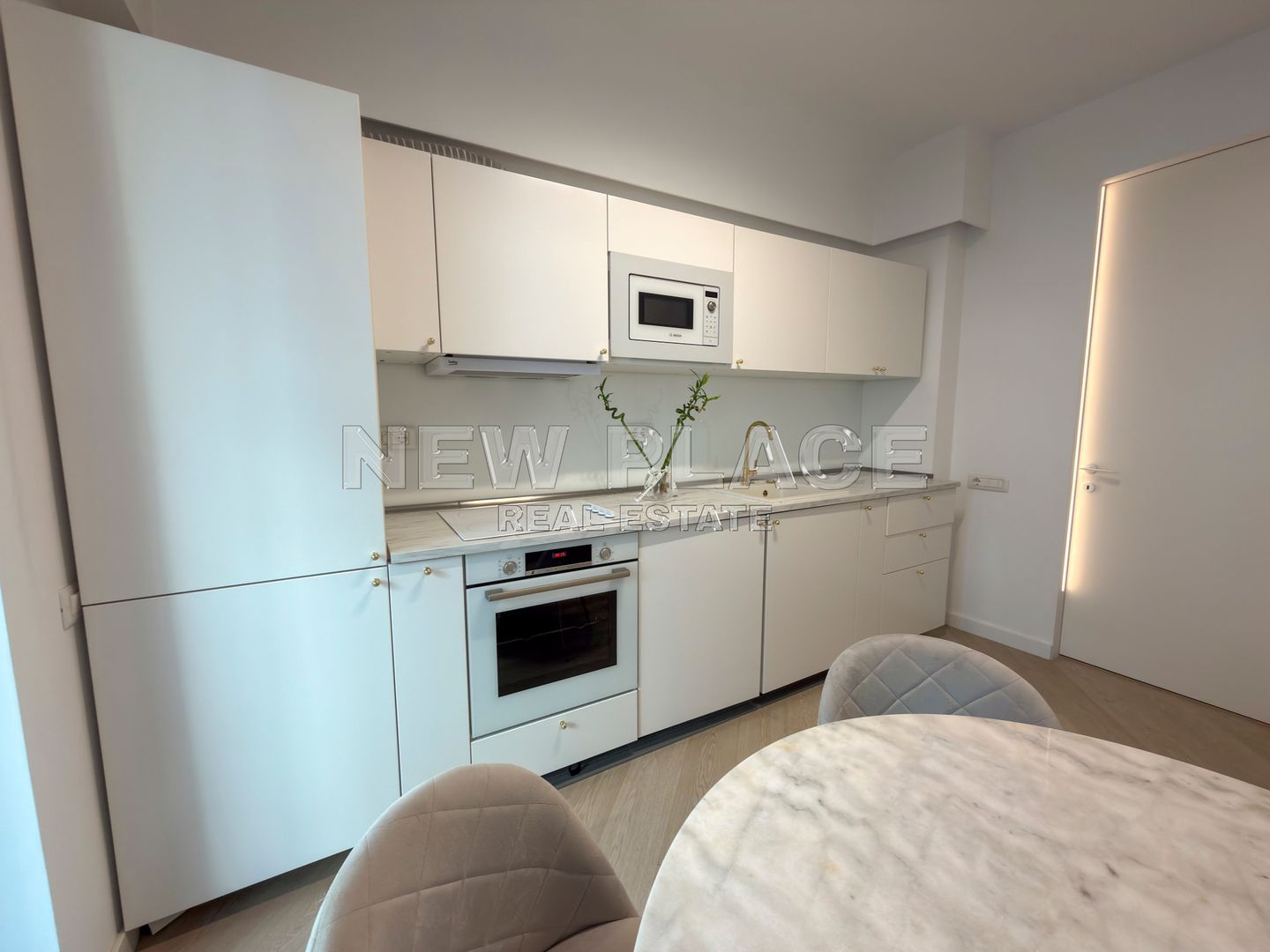 [VIDEO] CORTINA NORTH | Bucatarie inchisa | 1,100 Eur+TVA|Terasa 30 mp - Poză 7