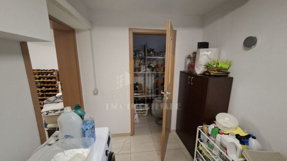 Casa individuala Tractoru zona Socec Brasov - Poză 14