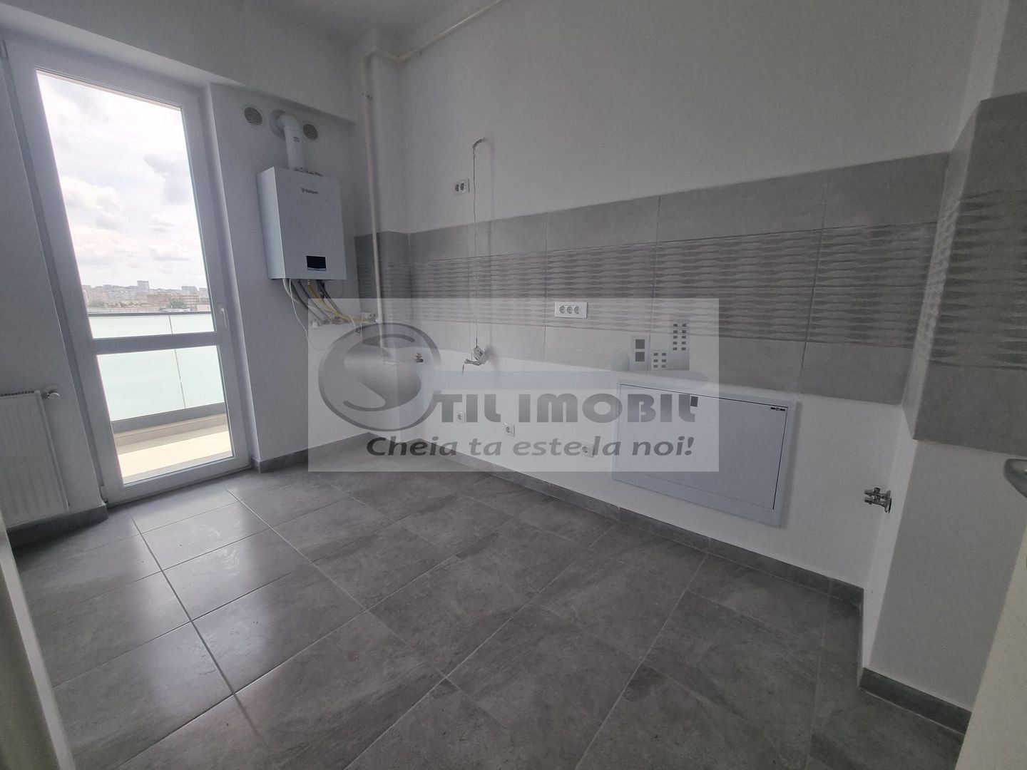 0% Comision ! Apartament cu o camera, INTABULAT in Bloc Nou, Dacia. - Poză 2