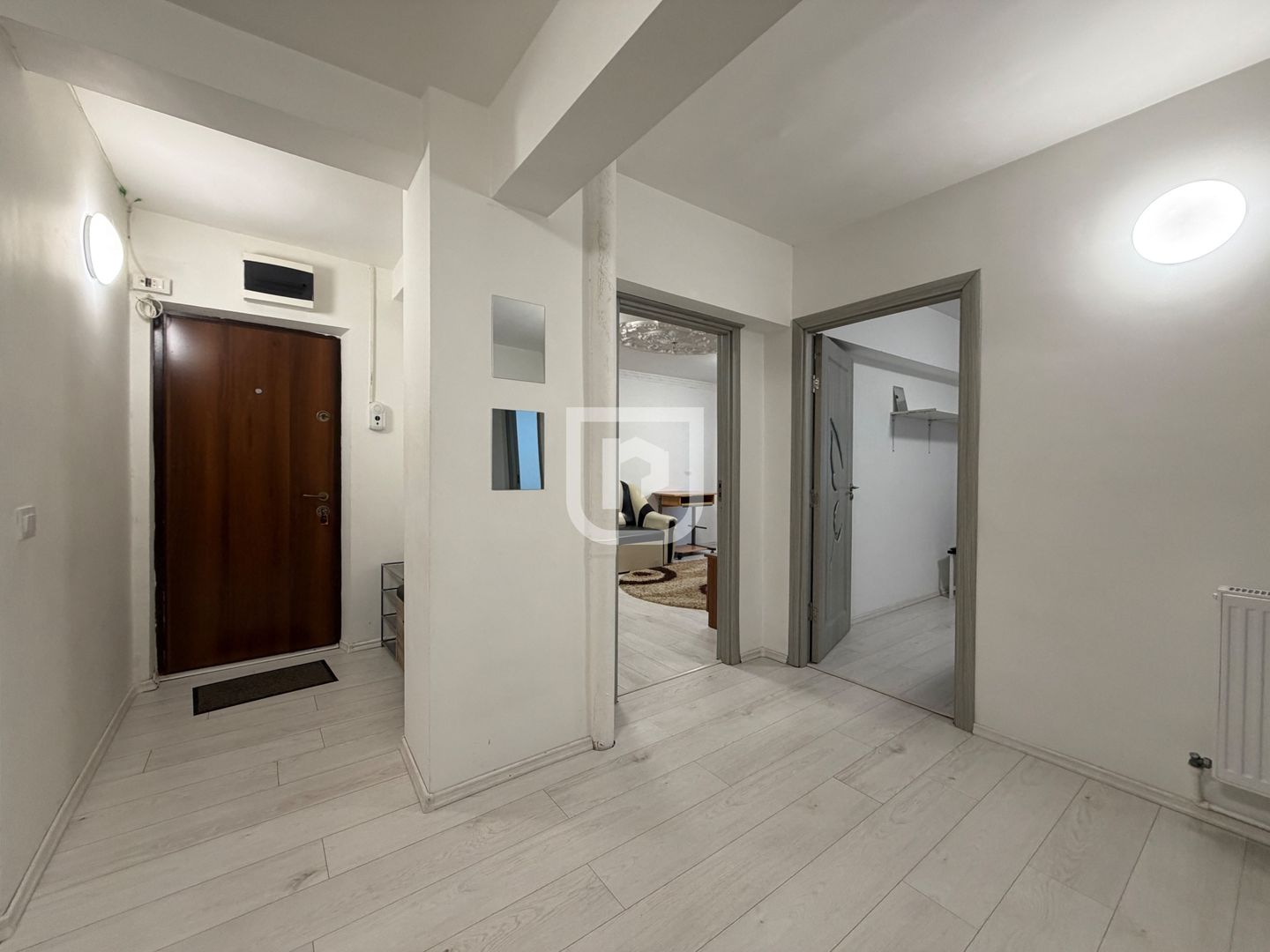 Apartament renovat | 3 camere | etaj 1 | George Enescu - Poză 2