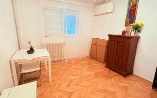 De vânzare apartament decomandat - Poză 13