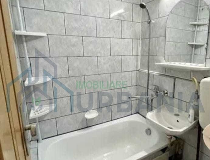 Garsonieră renovată, utilată și mobilată complet, în zona Podu Roș - Cantemir, Iași - Poză 3