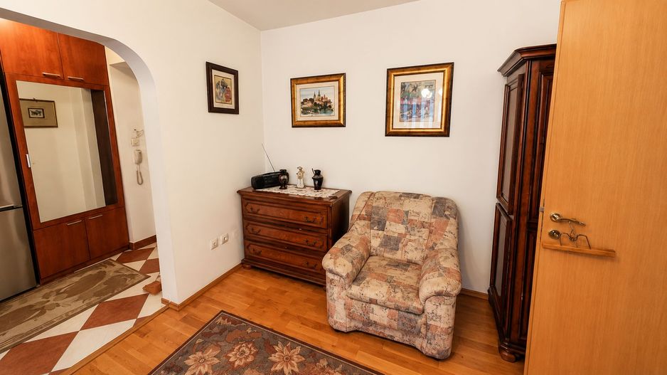Apartament 2 camere Parcul Circului, parter, vedere spre parc - Poză 6