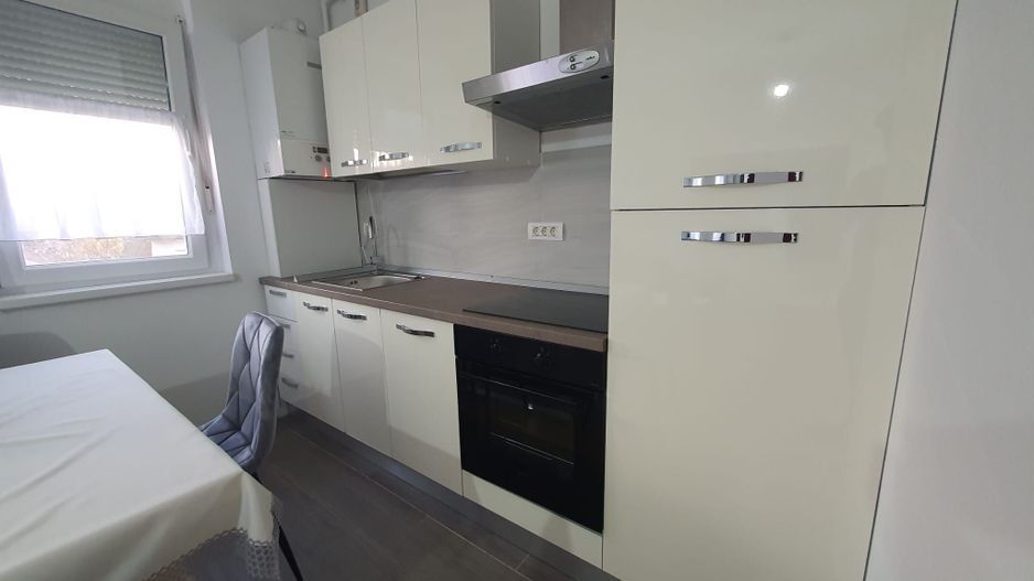 Lipovei | 3 Camere | 2 Bai | Loc de Parcare - Poză 6